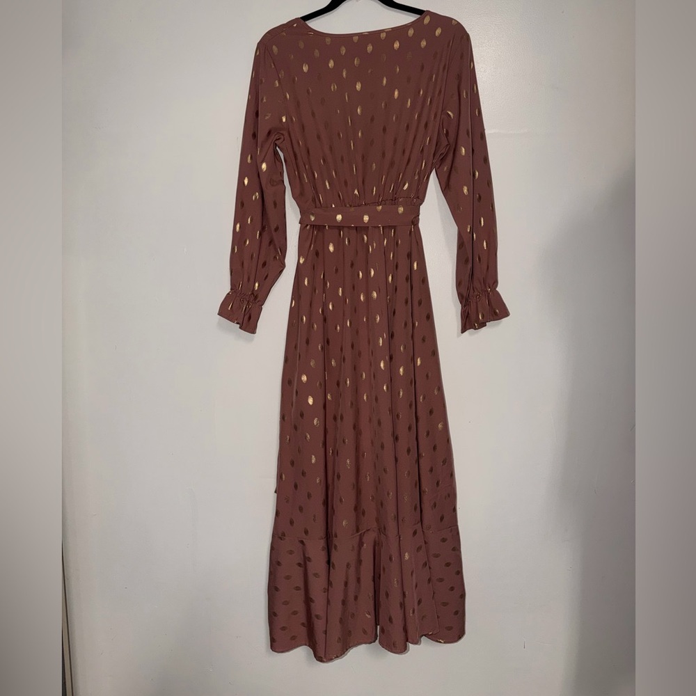 Blush Pink Long Sleeve Maxi Dress with Gold Accents and removable sash size L-G - Picture 3 of 4
